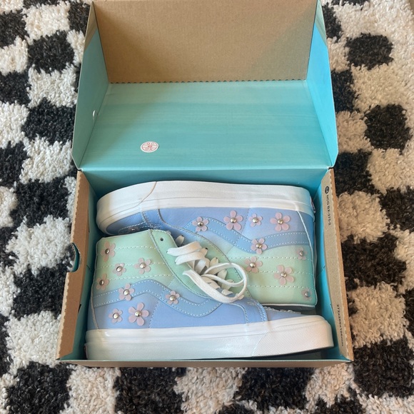 Sandy Liang Spongebob Sk8-Hi Dx Vans - Picture 2 of 9